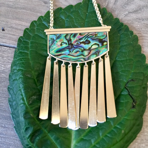 Kendra Scott Ellen Necklace - Picture 2 of 3